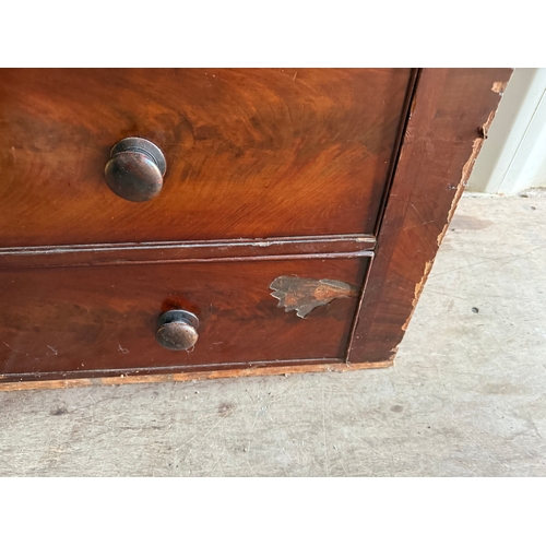 47 - Chest of drawers - 2 over 3 - needs TLC