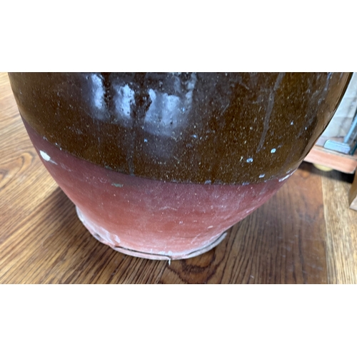 86 - Two-tone glazed planter