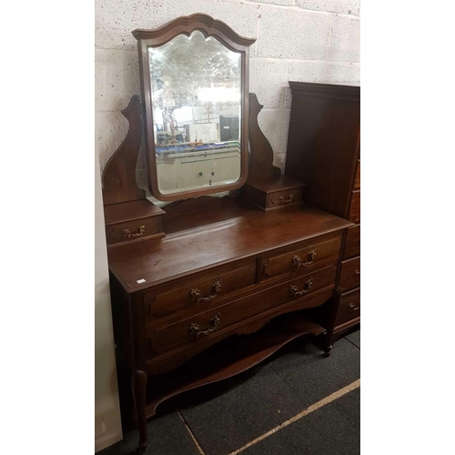 191 - STAINED WOOD DRESSING TABLE