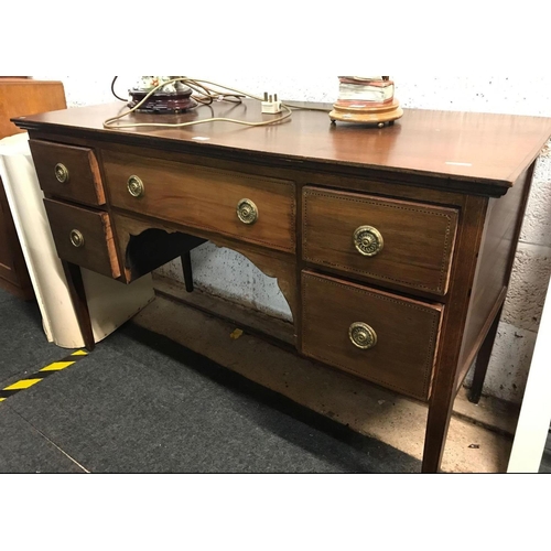 221 - MAHOGANY DRESSING TABLE (NO MIRROR)