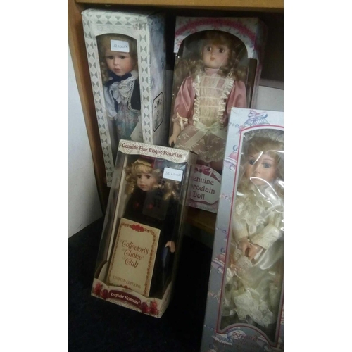 955 - 5 BOXED COLLECTABLE DOLLS