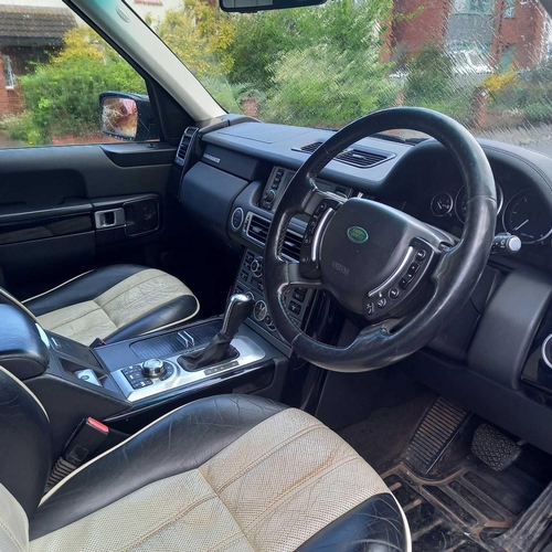 1 - LAND ROVER  - RANGE ROVER VOGUE SE, LIGHT 4 X 4 UTILITY, DIESEL, COLOUR BLACK, REG: EU08 EUX. MOT VA... 