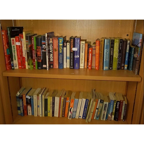 274 - 4 SHELVES OF MIXED BOOKS OF NOVELS, ANNUALS, HAYNES MOTORING BOOKS ETC