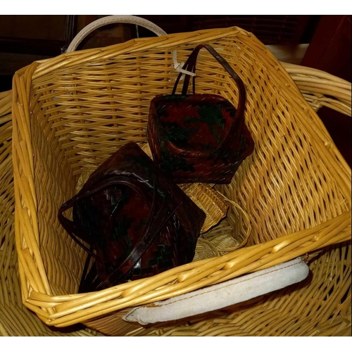 289 - QTY OF WICKER BASKETS