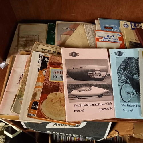 372 - CARTON OF OLD MAP GUIDES ETC