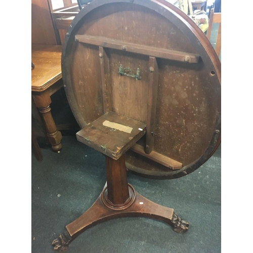 503 - VICTORIAN DARK MAHOGANY LOO TABLE ON TRIANGULAR BASE WITH  PEDESTAL WITH CLAW FEET - 3ft 3