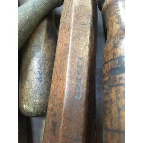 26 - CARTON WITH MISC GAUGING CHISELS