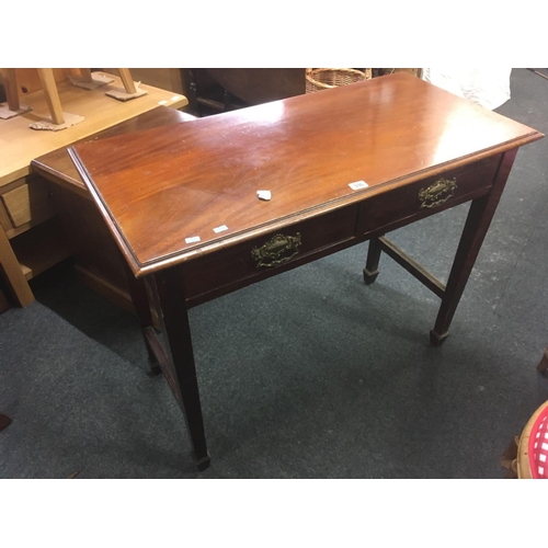 346 - MAHOGANY 2 DRAWER WITH BRASS HANDLES SIDE TABLE