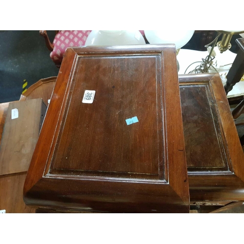 389 - PAIR OF ORIENTAL NEST OF 2 TABLES