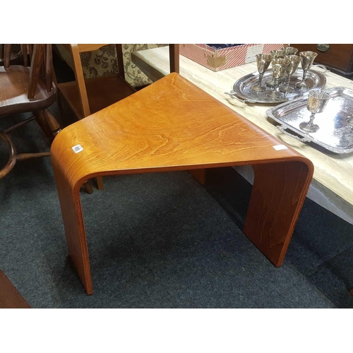 419 - EKORNES STRESSLESS TEAK COFFEE TABLE