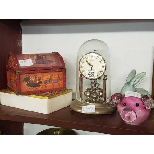 451 - SHELF WITH DOME MANTEL CLOCK, GLASS PIG PAPERWEIGHT, CHINAWARE, CIGARETE CARDS, CHRISTMAS JEWELLERY ... 