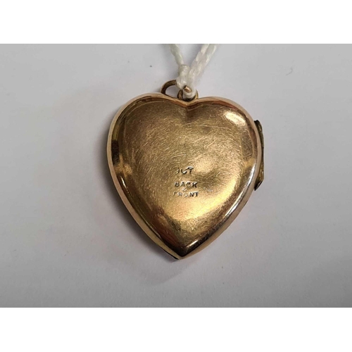 673 - A 9ct BACK & FRONT HEART SHAPED HINGED LOCKET