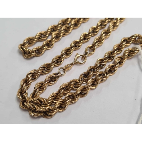 738 - A 9ct GOLD ROPE TWIST NECK CHAIN, 19'' LONG