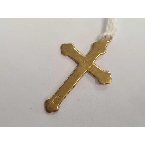 742 - A 9ct GOLD ENGRAVED CROSS