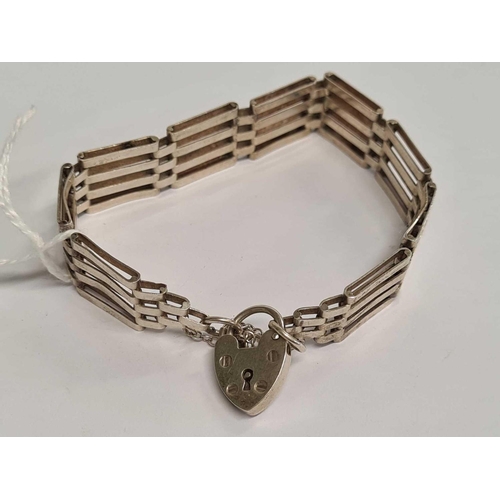 750 - A SILVER 4 BAR GATE BRACELET