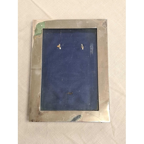 759 - A SILVER MOUNTED PHOTO FRAME, B'HAM 1910