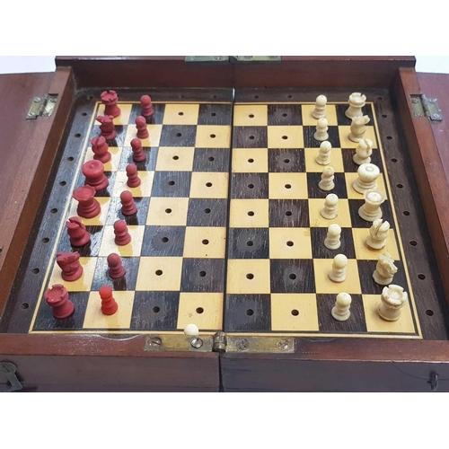 773 - PERIOD TRAVELLING CHESS SET