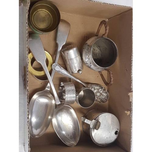 777 - SMALL CARTON OF SILVER ITEMS INCL; SERVIETTE RINGS, CIGARETTE BOX, PEPPER & MUSTARD POT (NO LINER) &... 