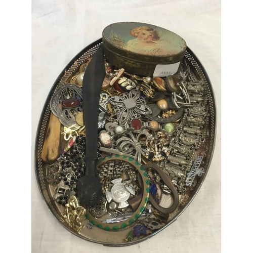 790 - TIN OF COSTUME JEWELLERY