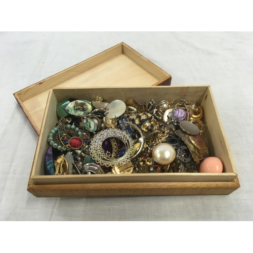 794 - WOODEN BOX WITH QTY OF COSTUME JEWELLERY