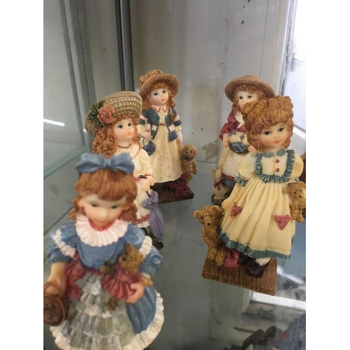 839 - COLLECTION OF 11 HEG HANDEL SMALL FIGURINES OF YOUNG GIRLS