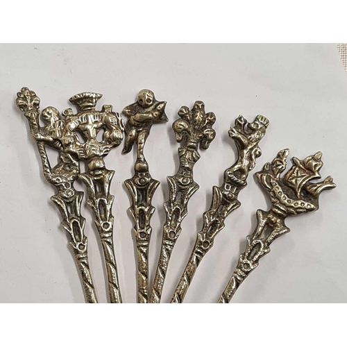 849 - QTY OF DECORATIVE TEA SPOONS & FORKS