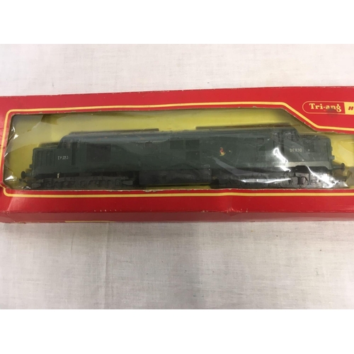 869 - 3 BOXED TRIANG HORNBY LOCOMOTIVES