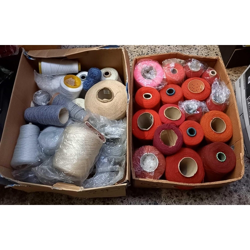 89 - 5 CARTONS OF VARIOUS COLOURED WOOL CONES