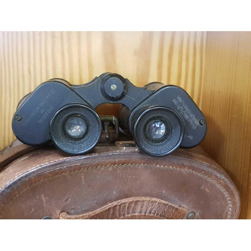 905 - PAIR OF MILITARY ISSUE KERSHAW BINOCULARS DATED 1943 IN LEATHER CASE