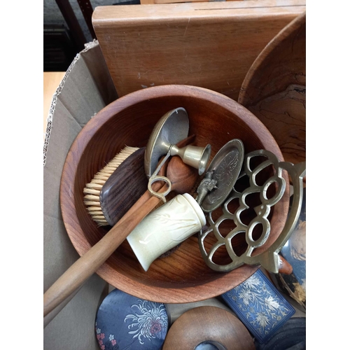 135 - CARTON WITH TREEN & BRASS ITEMS, SOUVENIR BELL ON STAND, CAST IRON CAR DOOR STOP & OTHER ITEMS