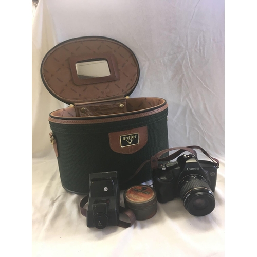 922 - CANNON EOS 850 CAMERA, FLASH ATTACHMENT CONTAINED IN A GREEN ANTLER VANITY CASE