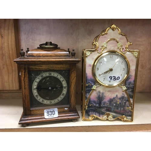 930 - MODERN BRACKET CLOCK WITH BATTERY & A BRADFORD EXCHANGE HEIRLOOM PORCELAIN CLOCK BY THOMAS KINKADE