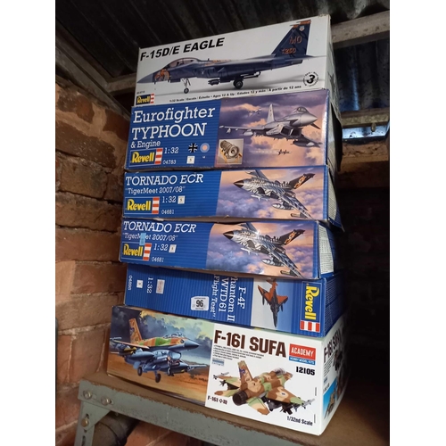 96 - 6 BOXED AEROPLANE KITS, TYPHOON, TORNADO, F161 & OTHERS, BELIEVED TO BE COMPLETE