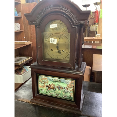 340 - THE OLD BERKSHIRE HUNT FOX HOUND STRIKING CLOCK MADE IN 1980 FOR LUIGI G. BELLORINI