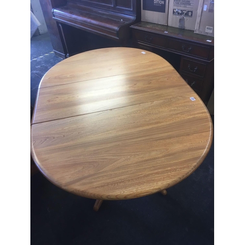 477 - ERCOL WINDSOR EXTENDING DINING TABLE