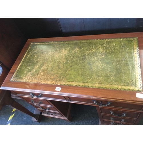 489 - REPRODUCTION MAHOGANY TWIN PEDESTAL LADIES DESK WITH LEATHER TOP & 8 DRAWERS