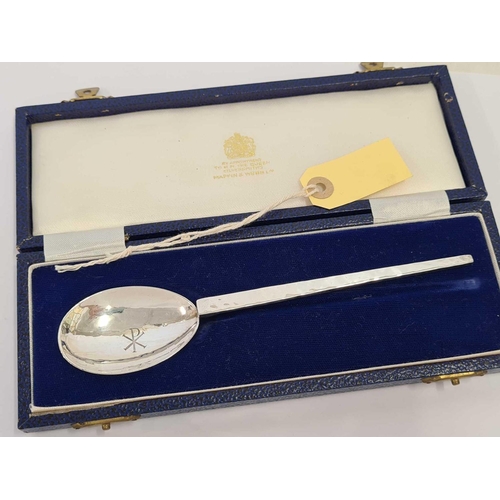 649 - BOXED MAPPIN & WEBB ROMAN STYLE SILVER SPOON WITH CHI RHO SYMBOL IN BOWL H/M B'HAM 1982, 36.5 G