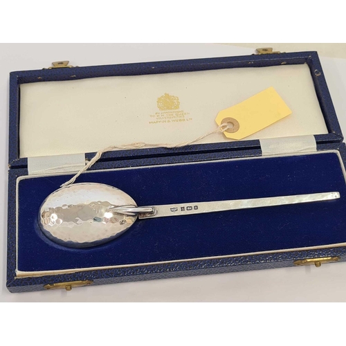 649 - BOXED MAPPIN & WEBB ROMAN STYLE SILVER SPOON WITH CHI RHO SYMBOL IN BOWL H/M B'HAM 1982, 36.5 G