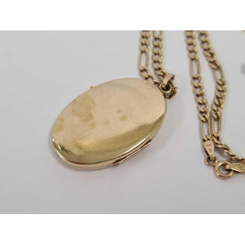 656 - AN OVAL 9ct LOCKET ON  9ct FLAT CURB NECK CHAIN