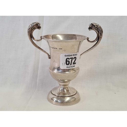 672 - SILVER TROPHY CUP WITH LION MASK HANDLES, 94g