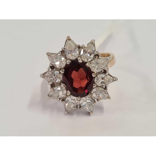 684 - 9ct GARNET TING 4.6g