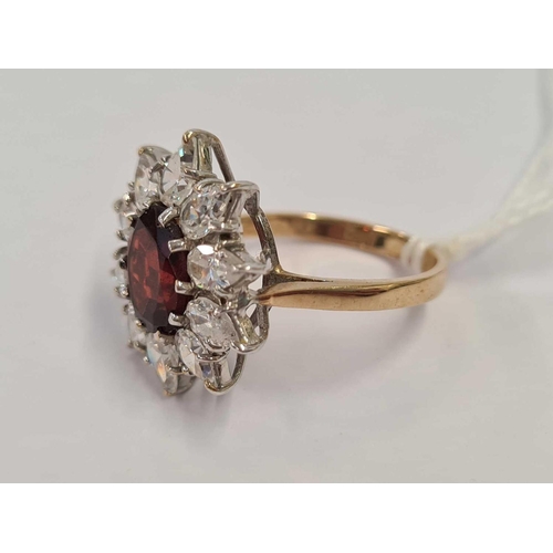 684 - 9ct GARNET TING 4.6g