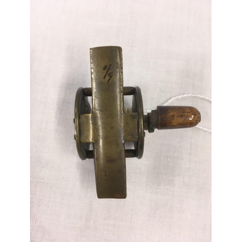 767 - MINIATURE BRASS FISHING REEL