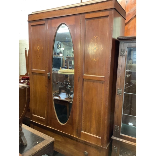 224 - INLAID MAHOGANY MIRROR DOOR WARDROBE WITH MATCHING DRESSING TABLE