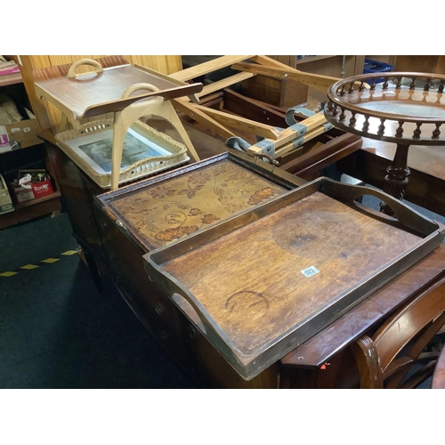 323 - 2 VINTAGE GALLERY TRAYS, RETRO TEAK BED TRAY & 1 OTHER