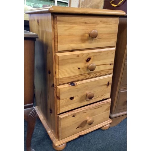 353 - NARROW MODERN PINE BEDSIDE CHEST OF 4 DRAWERS