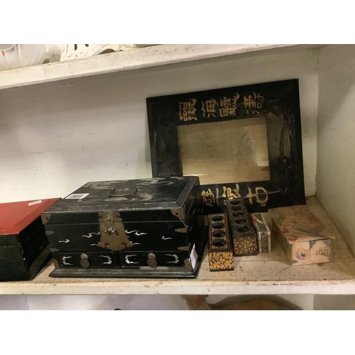 369 - 2 SMALL CHINESE INLAID BOXES, PHOTO FRAME ETC