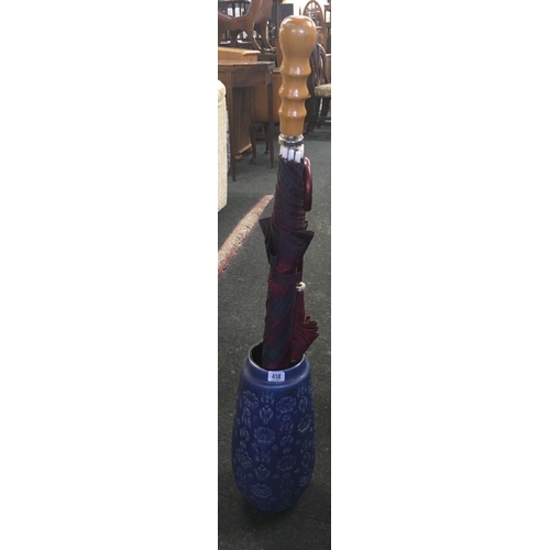 418 - TALL BLUE WEST GERMAN VASE WITH 2 UMBRELLA'S