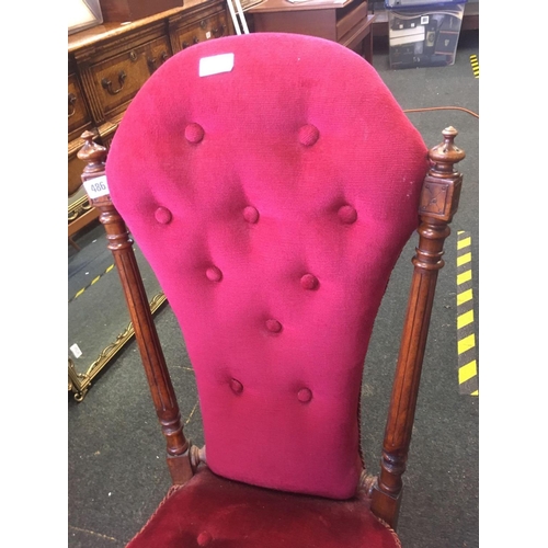 486 - LATE VICTORIAN MAHOGANY UPHOLSTERED BUTTON BACK NURSING CHAIR WITH ORIGINAL CASTERS