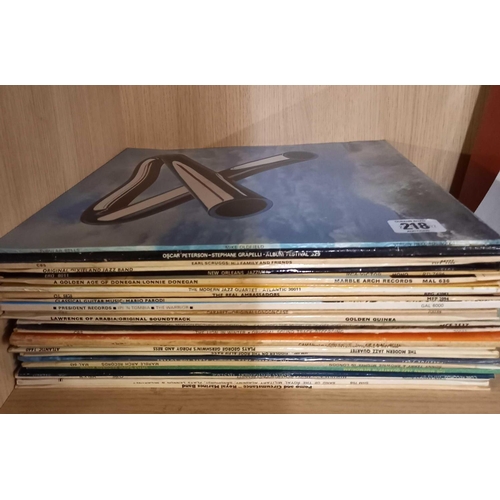 218 - COLLECTION OF APPROX 30 LP RECORDS, MAINLY JAZZ